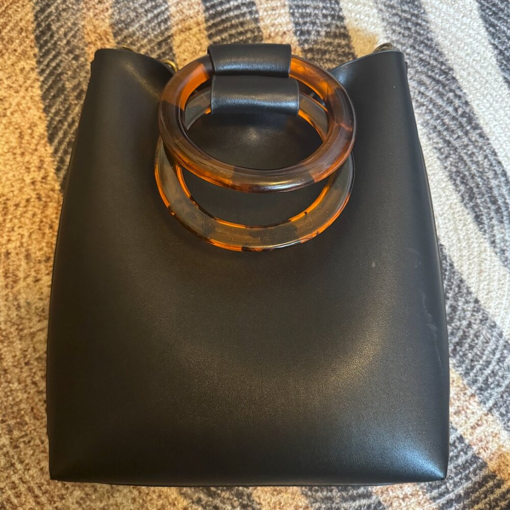 Tortoise Shell Handle Black Bucket Tote Bag